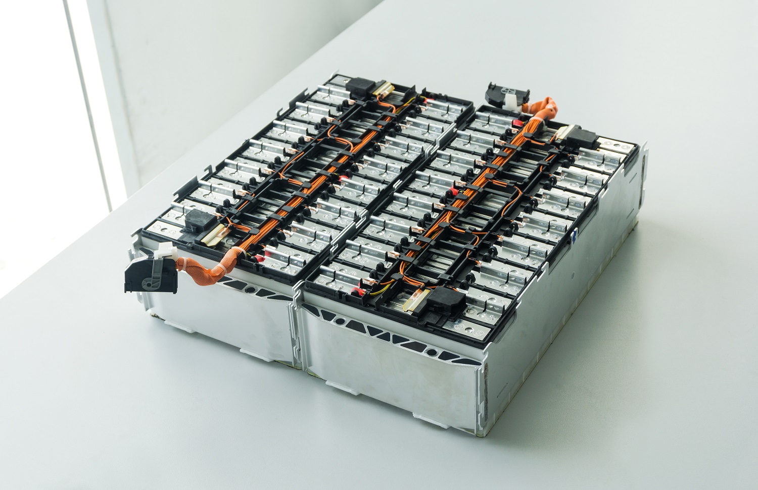 废旧锂离子汽车电池