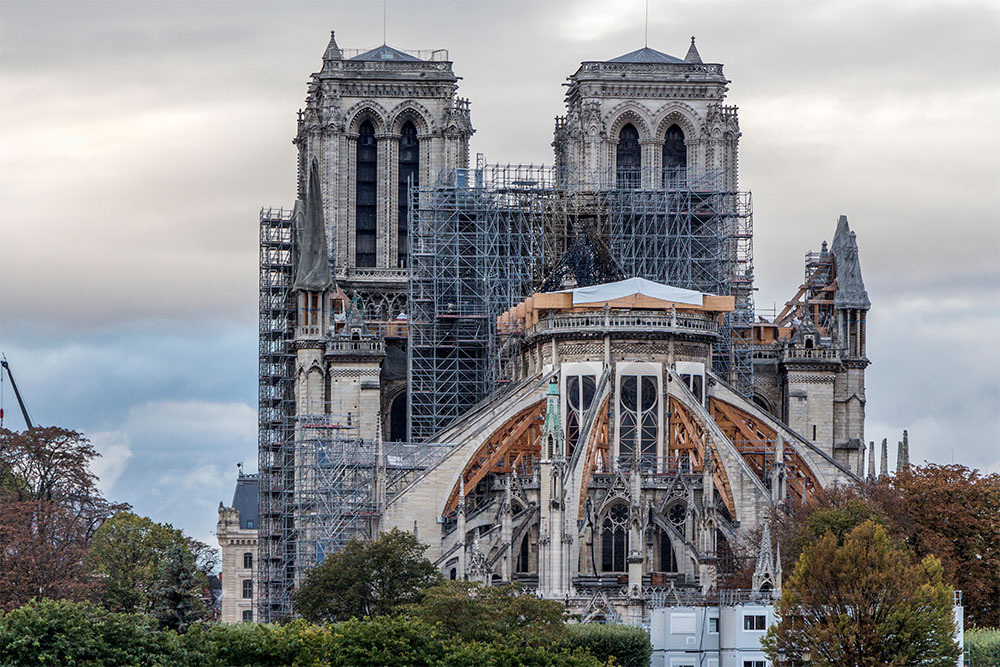 巴黎圣母院的修复。巴黎圣母院于2019年4月15日被大火烧毁。
