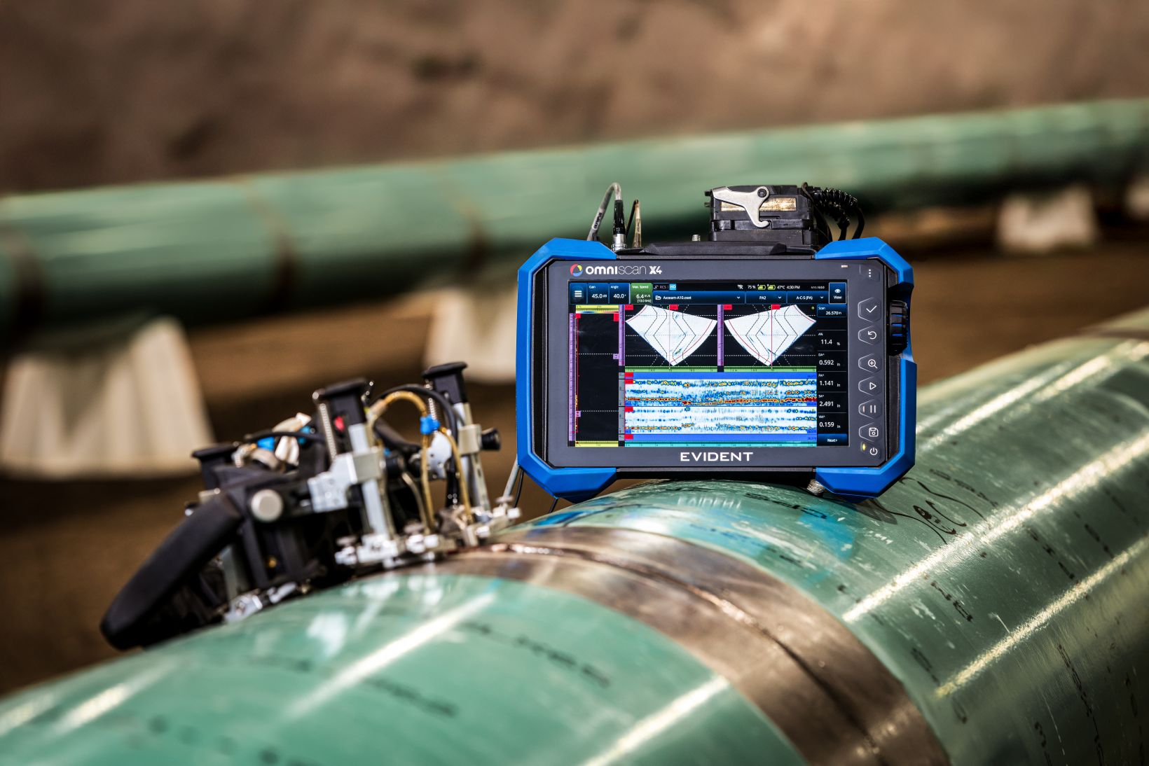 Man holding a phased array flaw detector