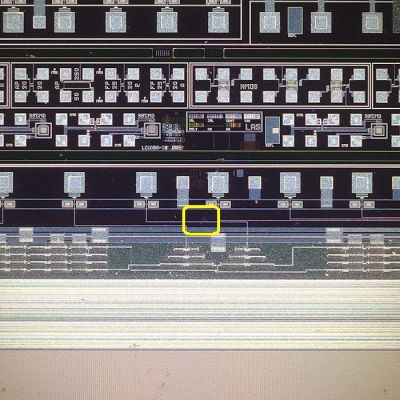 Observação de campo escuro: detecção de defeito em baixa ampliação (70x)
