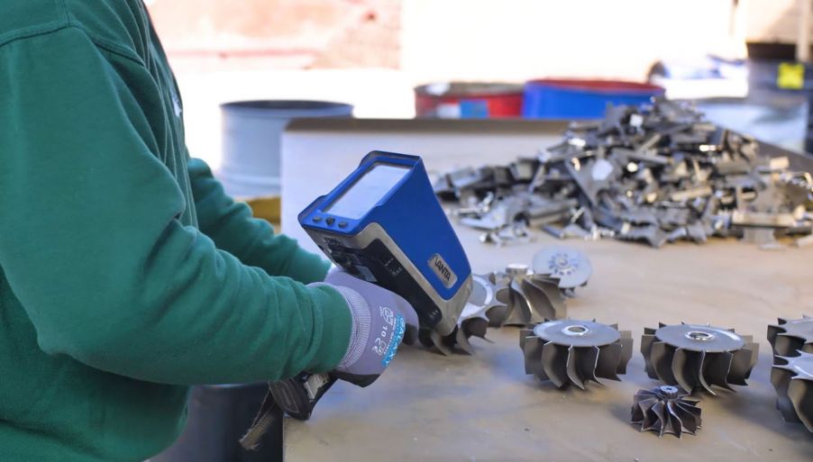 使用手持式XRF分析仪对超级合金进行快速分拣